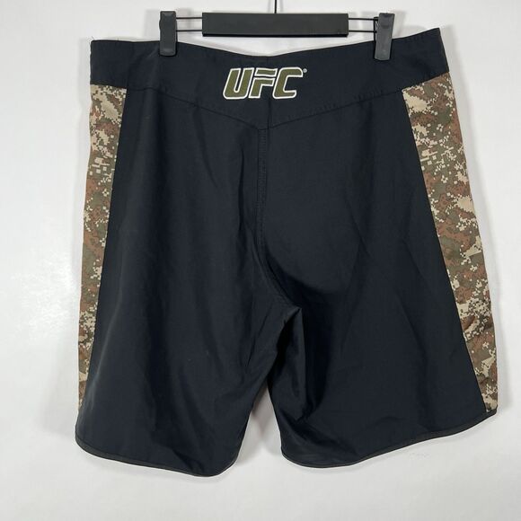 UFC Fight Shorts Trunks Mens Size XL 36x10 Black Camo Ultimate Fighting Stretch - Picture 9 of 12